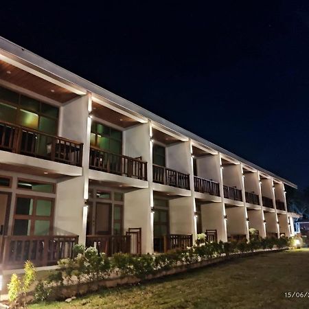 Bugnaw Si-E Beach Resort Bohol Exterior foto